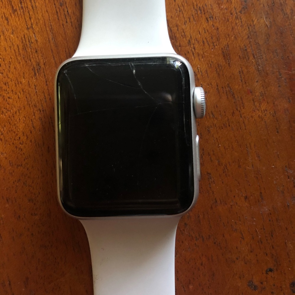 Series 3 Apple Watch, 38mm